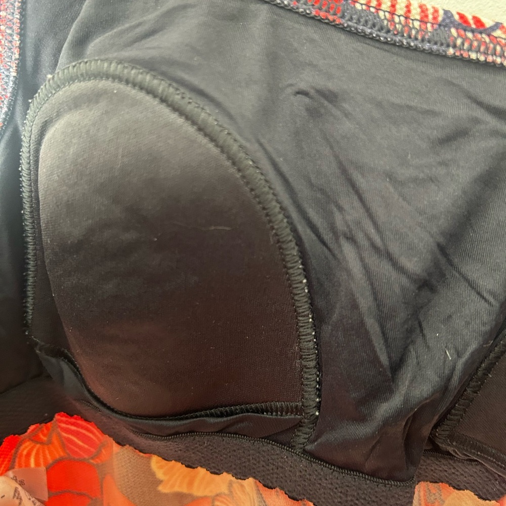 Lands' End Size 8 Swim Top Pink and Black Floral Tankini - Picture 3 of 6